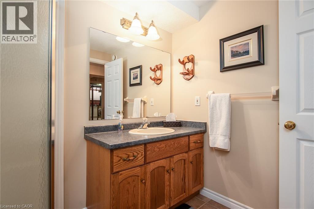 Photo 25 of 58 Zinkann Crescent, Wellesley ON