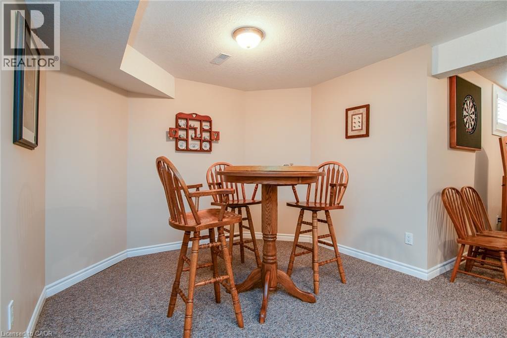 Photo 36 of 58 Zinkann Crescent, Wellesley ON