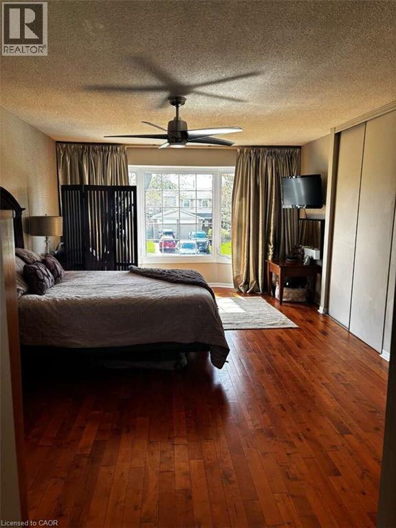 Photo 9 of 6942 Barrisdale Drive, Mississauga ON