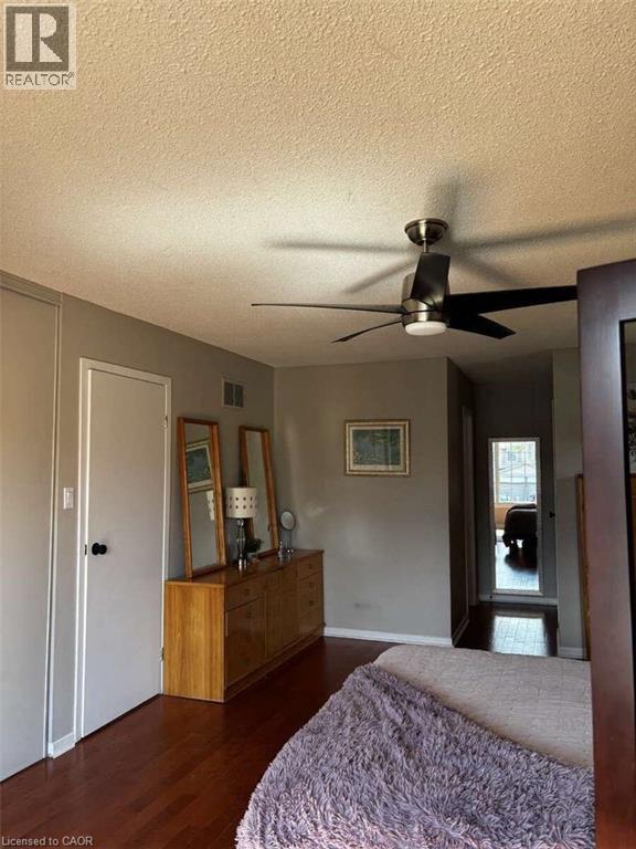Photo 25 of 6942 Barrisdale Drive, Mississauga ON
