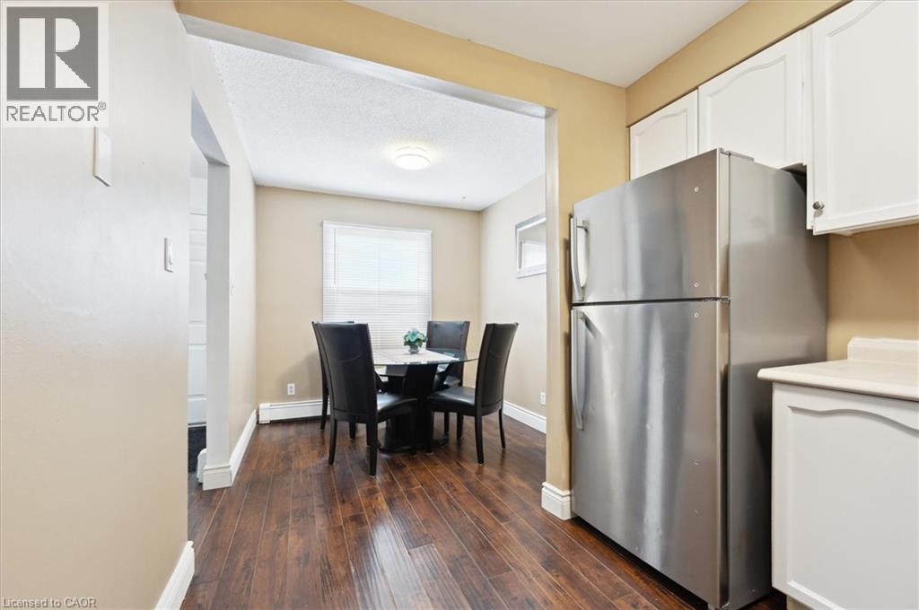 Photo 13 of 293 Fairway Road N Unit 33, Kitchener ON