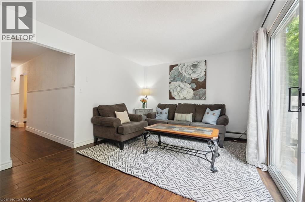 Photo 27 of 293 Fairway Road N Unit 33, Kitchener ON