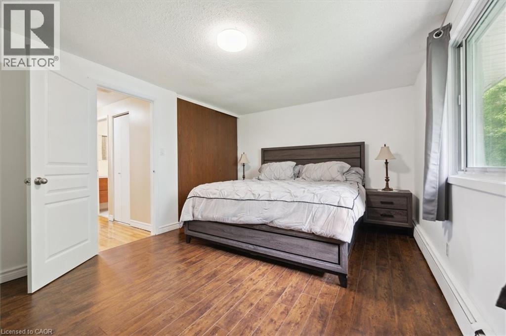 Photo 23 of 293 Fairway Road N Unit 33, Kitchener ON