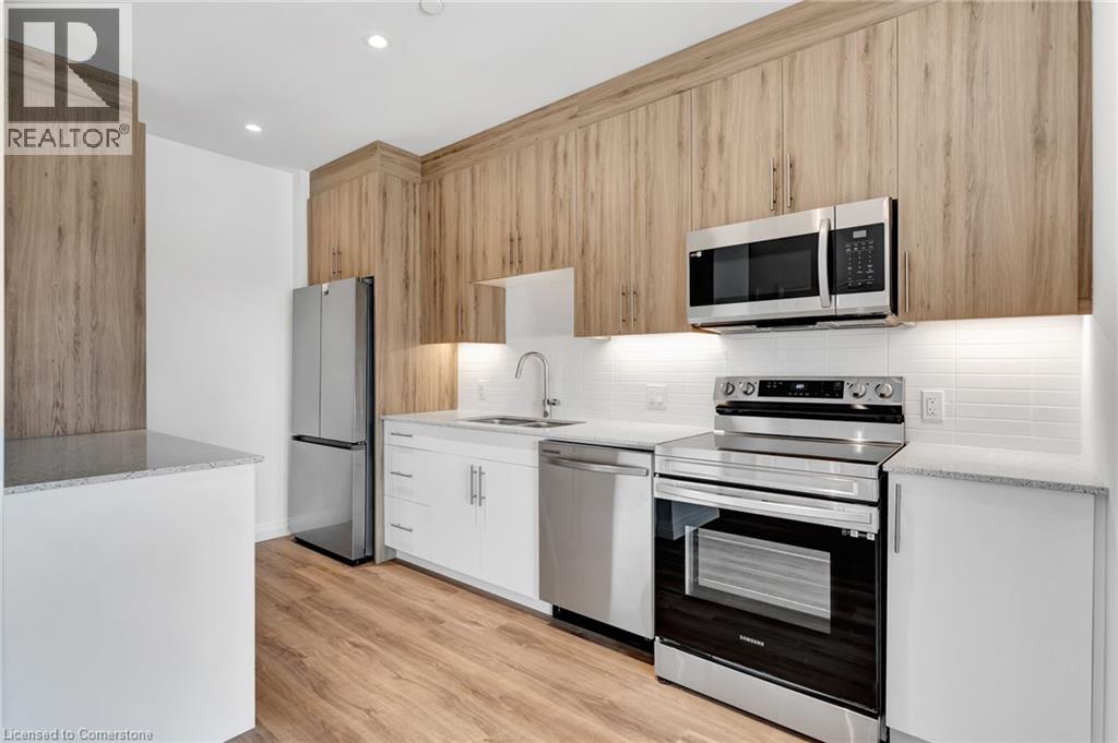 Photo 10 of 525 New Dundee Road Unit 512, Kitchener ON