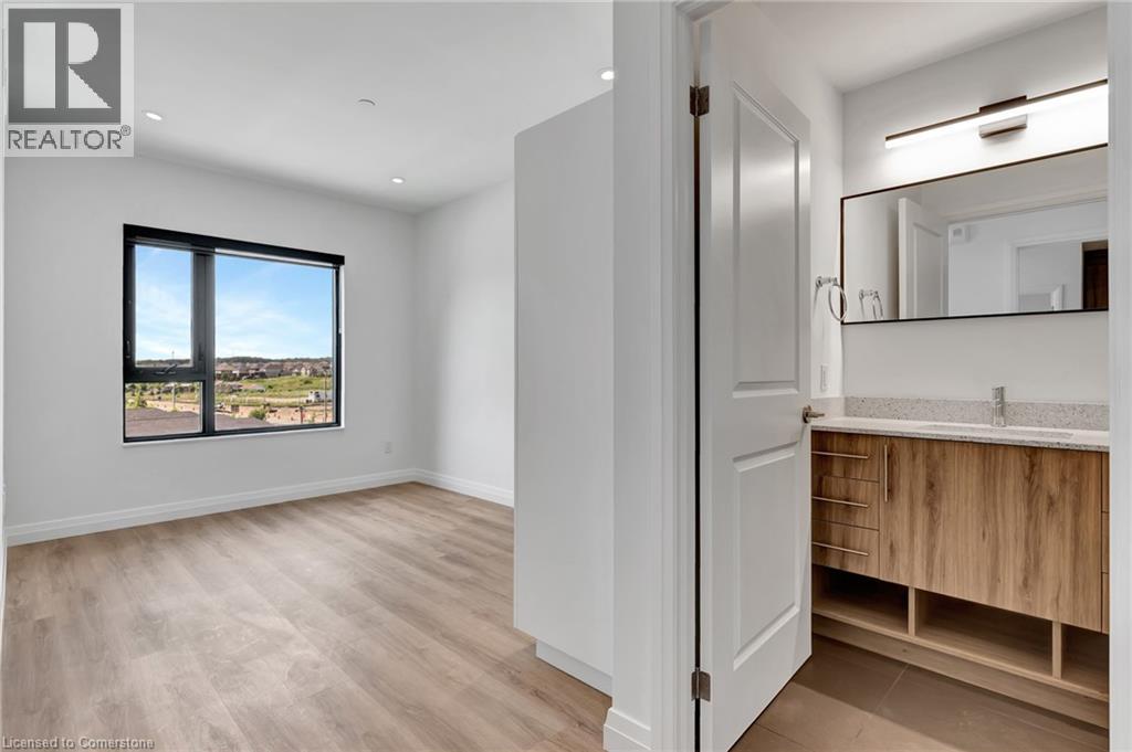 Photo 14 of 525 New Dundee Road Unit 512, Kitchener ON