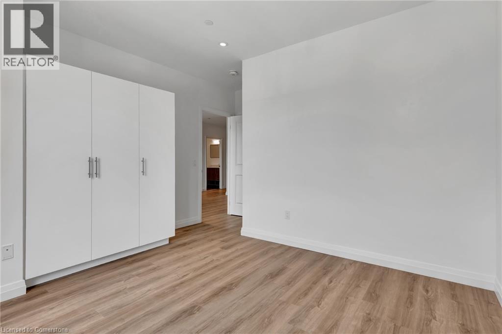 Photo 16 of 525 New Dundee Road Unit 512, Kitchener ON