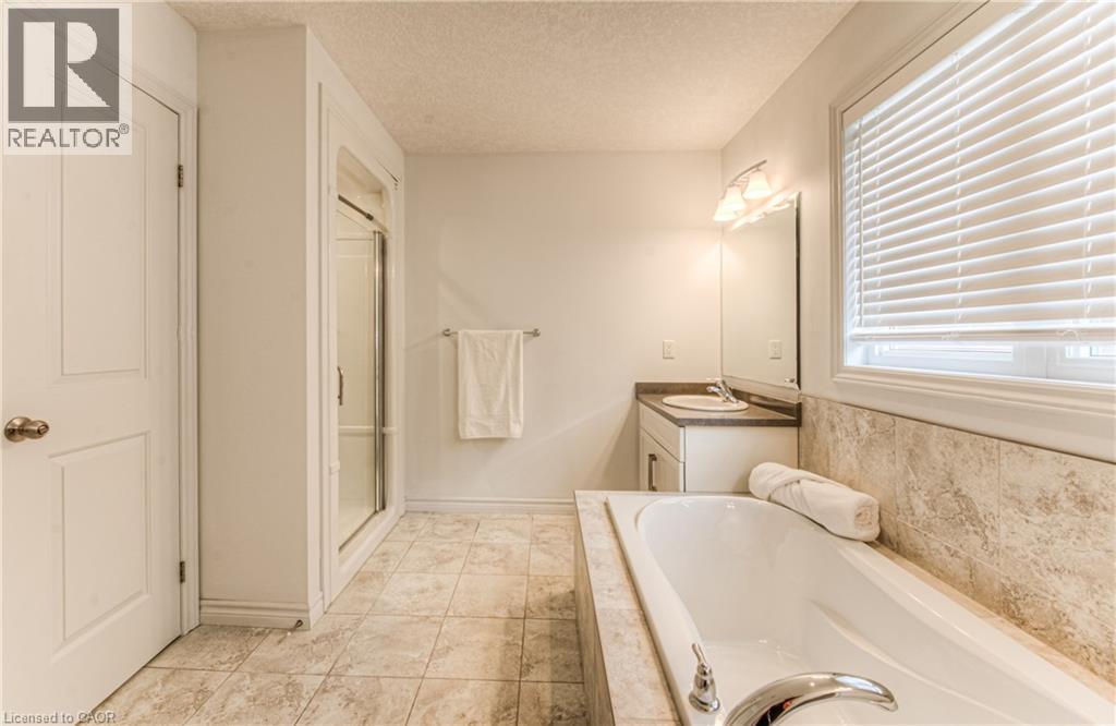 Photo 41 of 26 Spring Creek Street, Kitchener ON