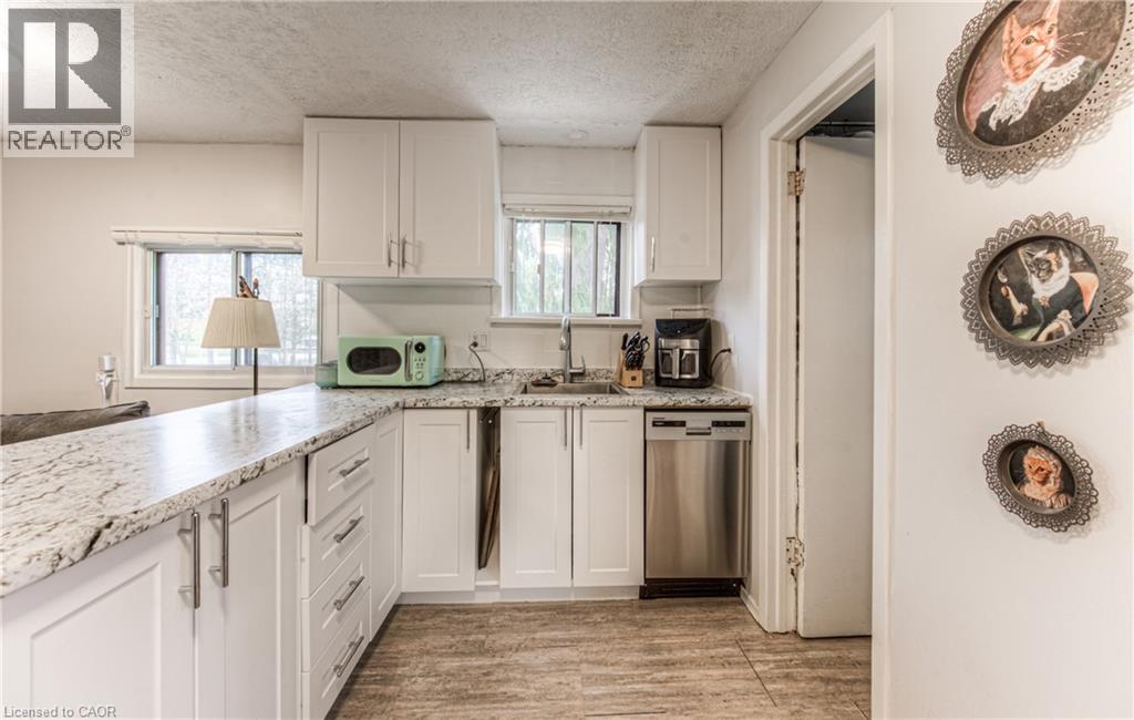 Photo 31 of 126 David Street, Kitchener ON