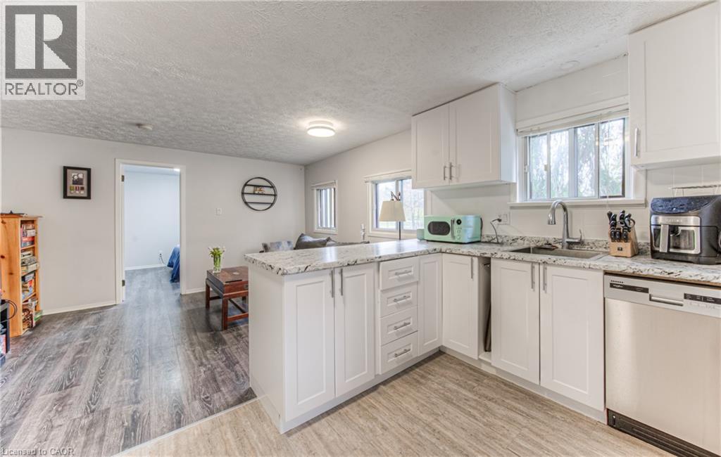 Photo 27 of 126 David Street, Kitchener ON