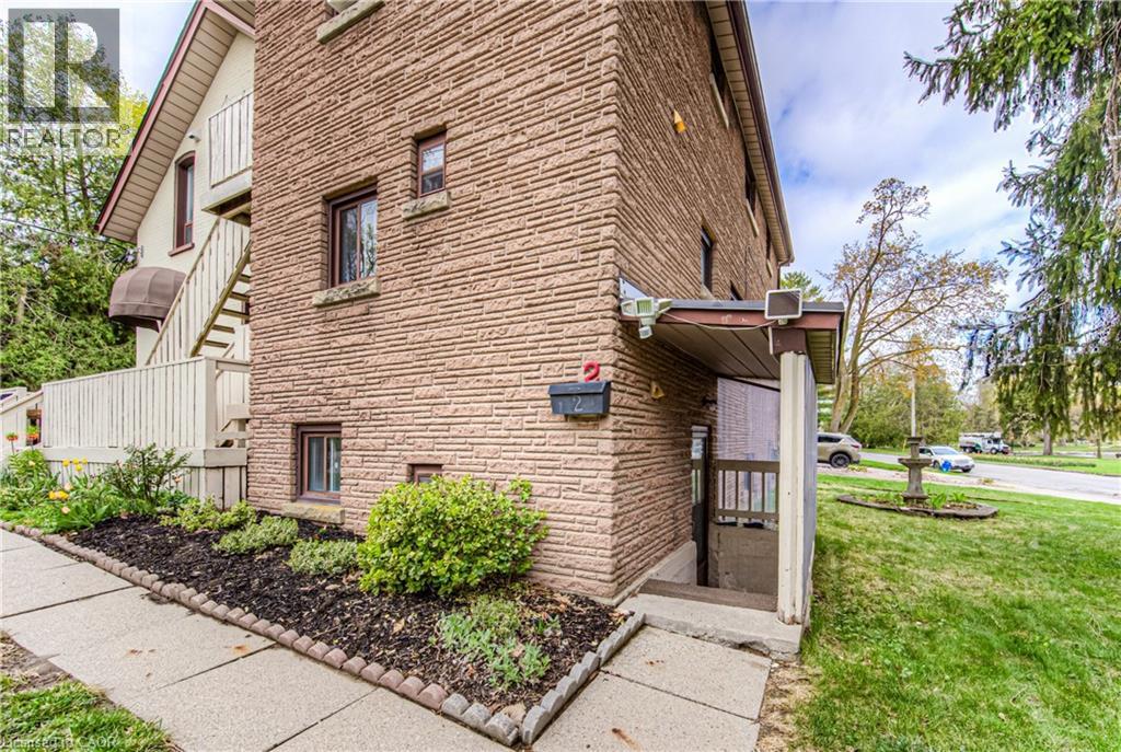 Photo 10 of 126 David Street, Kitchener ON