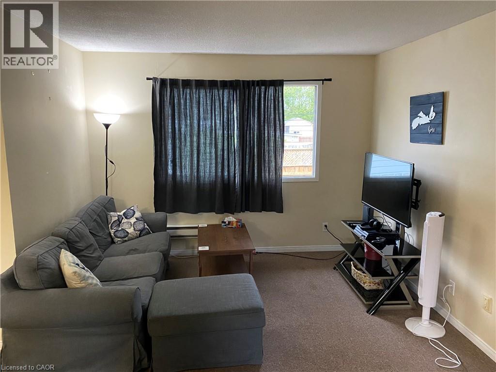 Photo 11 of 839 Stirling Avenue S, Kitchener ON
