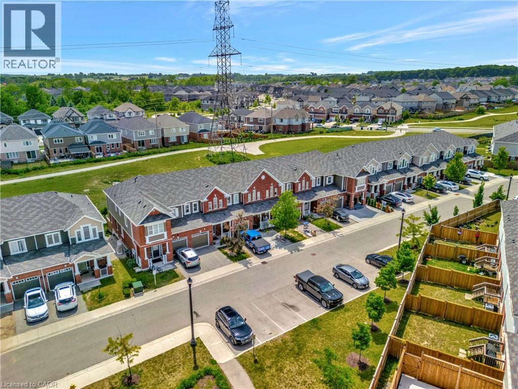 Photo 8 of 212 Waterbrook Lane, Kitchener ON