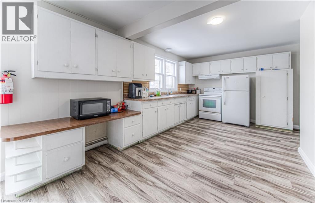 Photo 26 of 42 Cardill Crescent, Waterloo ON