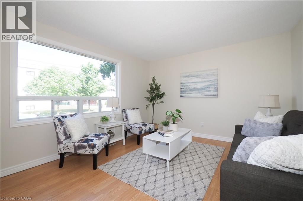 Photo 24 of 195 Sixth Avenue, Kitchener ON