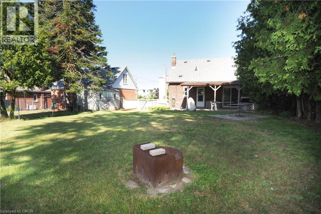 Photo 20 of 195 Sixth Avenue, Kitchener ON