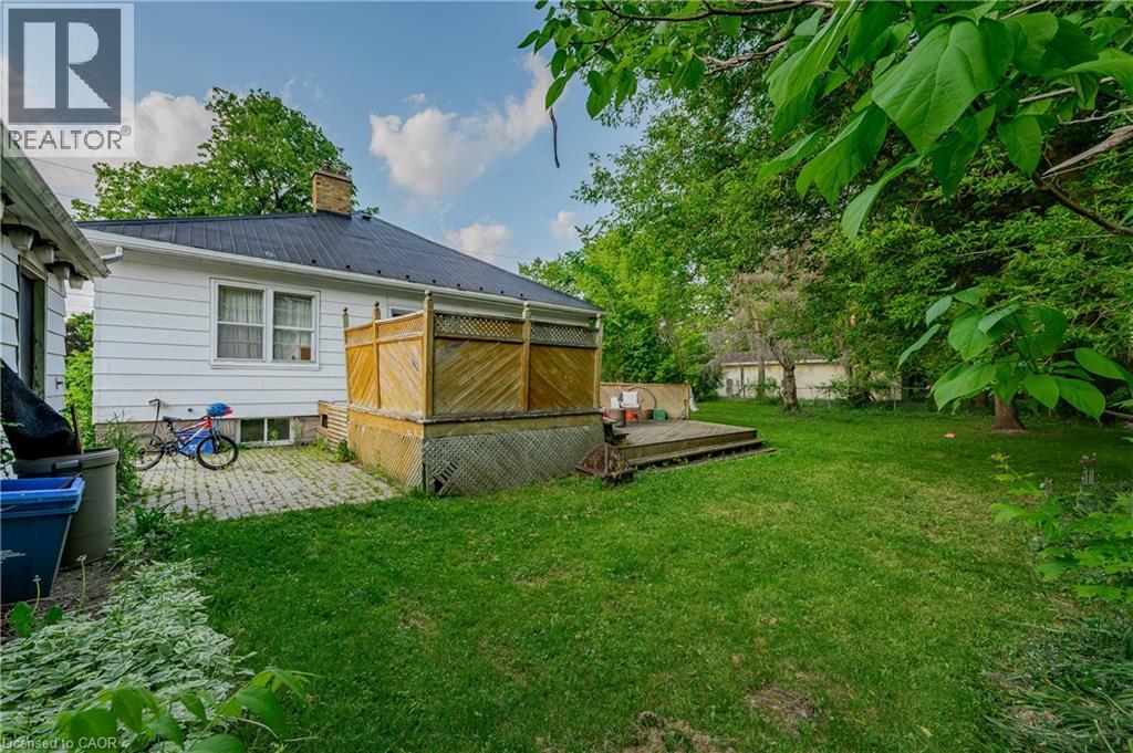 Photo 21 of 1060 Queens Bush Road, Wellesley ON