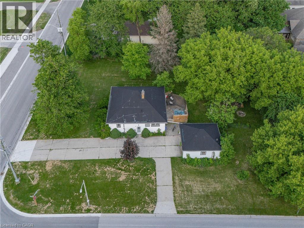 Photo 12 of 1060 Queens Bush Road, Wellesley ON