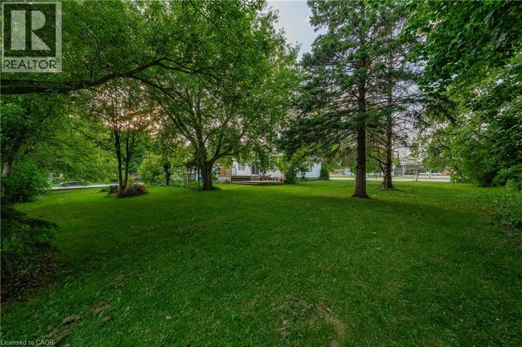 Photo 3 of 1060 Queens Bush Road, Wellesley ON