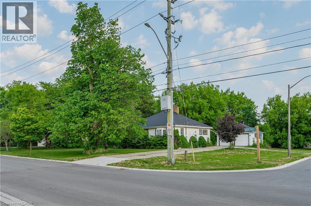 Photo 27 of 1060 Queens Bush Road, Wellesley ON