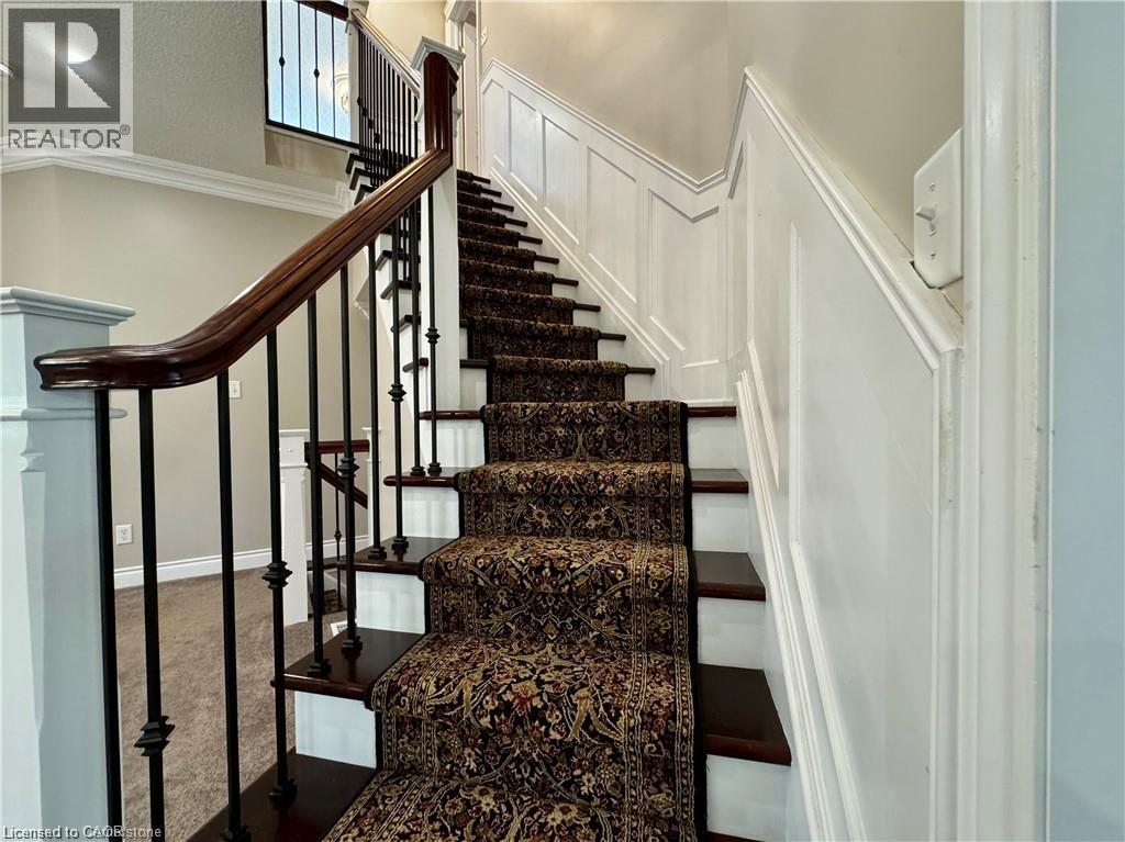 Photo 3 of 153 Sims Estate Drive Unit 1, Kitchener ON