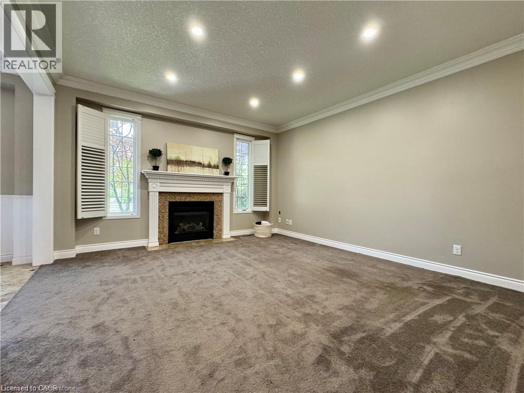 Photo 11 of 153 Sims Estate Drive Unit 1, Kitchener ON