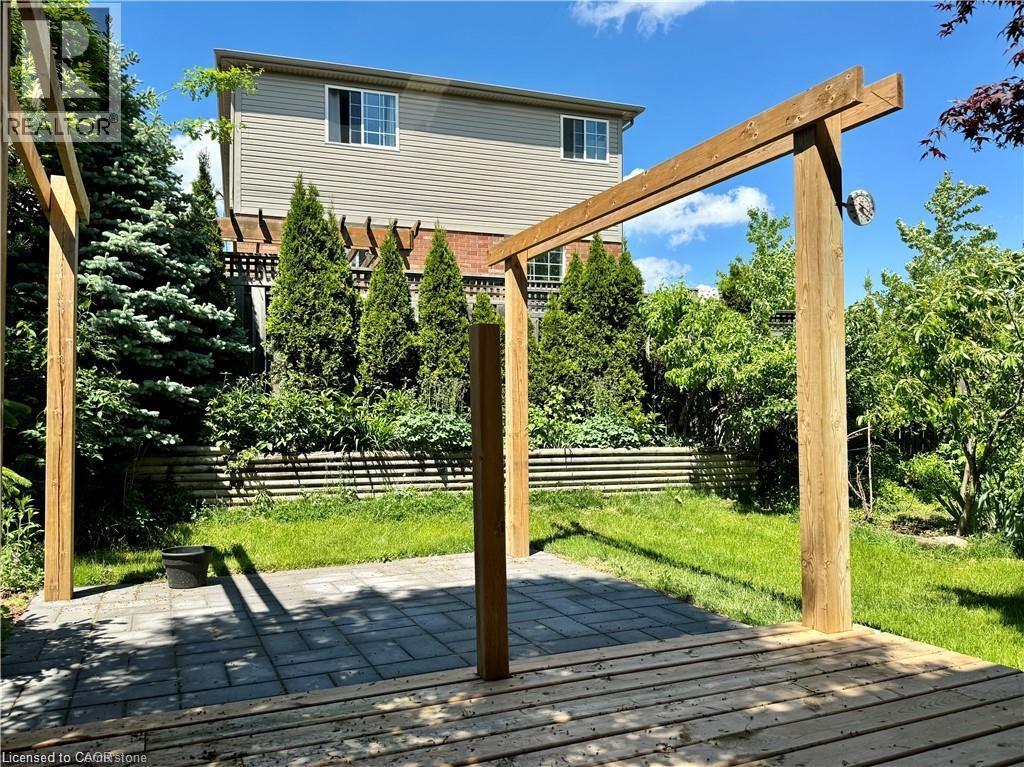 Photo 18 of 153 Sims Estate Drive Unit 1, Kitchener ON