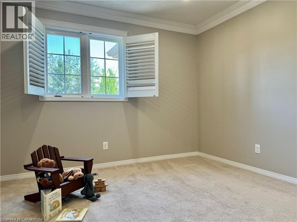 Photo 4 of 153 Sims Estate Drive Unit 1, Kitchener ON