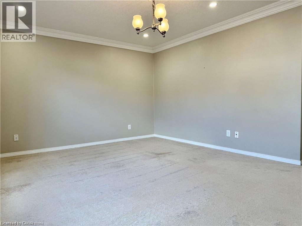 Photo 24 of 153 Sims Estate Drive Unit 1, Kitchener ON