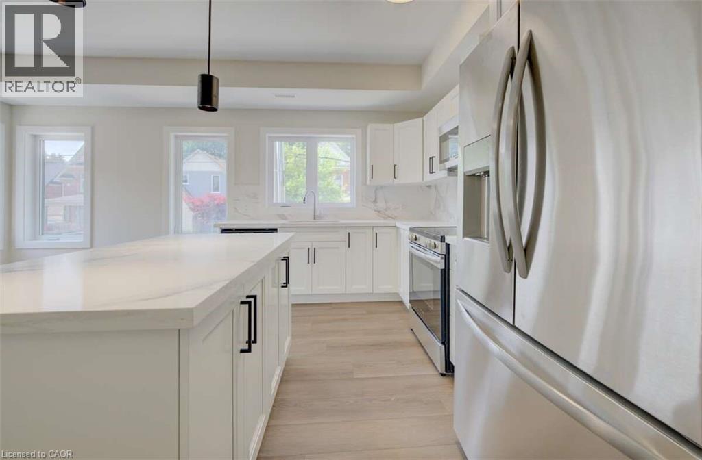 Photo 6 of 17 Peter Street Unit 4, Kitchener ON