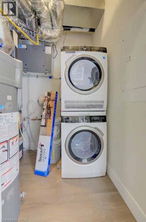 Photo 18 of 17 Peter Street Unit 4, Kitchener ON