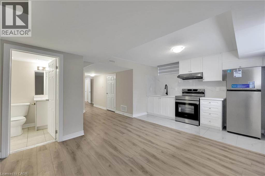 Photo 39 of 3936 Leonardo Street, Burlington ON