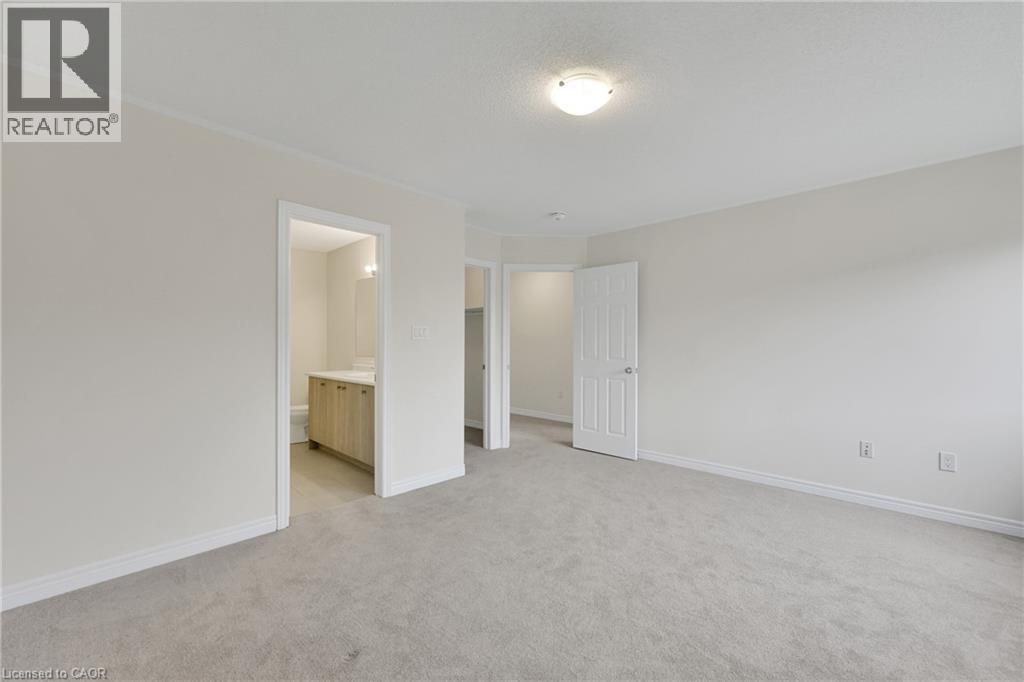 Photo 45 of 3936 Leonardo Street, Burlington ON