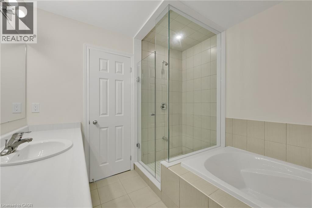 Photo 25 of 3936 Leonardo Street, Burlington ON
