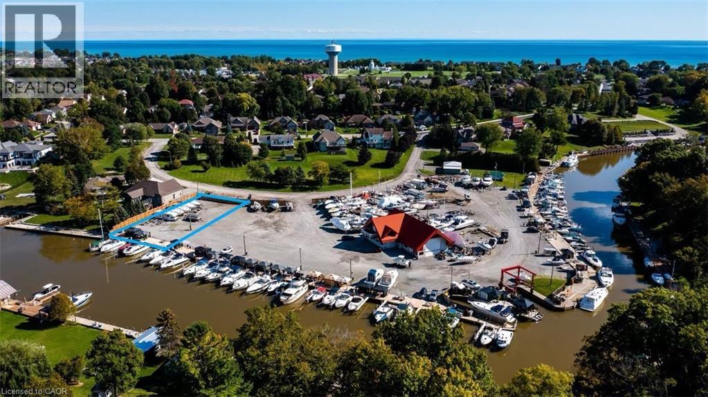 Photo 2 of 15 Jaylin Crescent, Port Dover ON