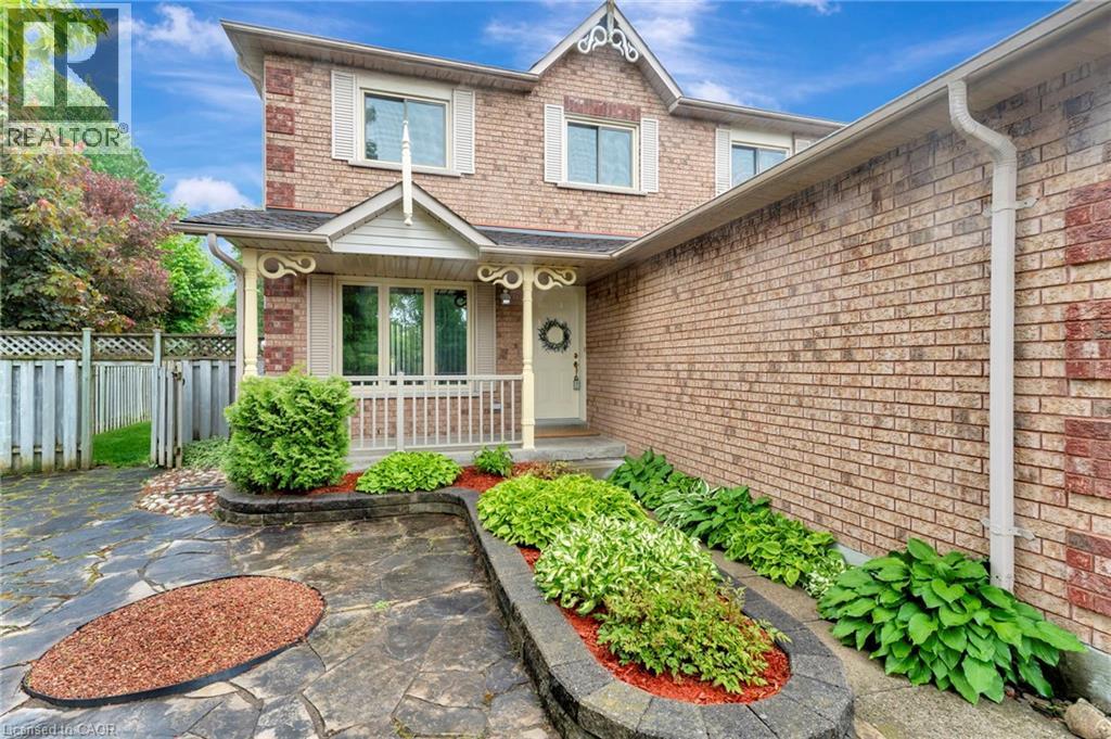 Photo 11 of 14 Broom Street, Ayr ON