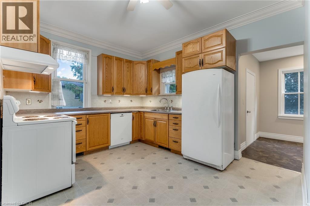 Photo 2 of 200 Elora Street S, Harriston ON