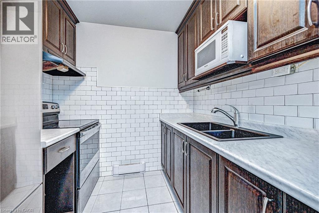Photo 12 of 119 Cedar Street S Unit 15, Kitchener ON