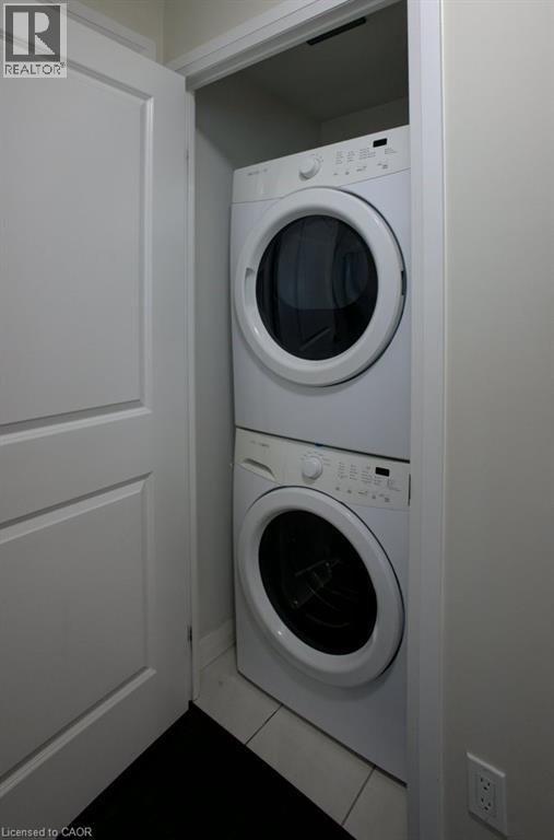 Photo 19 of 75 Eglinton Avenue W Unit 1601, Mississauga ON
