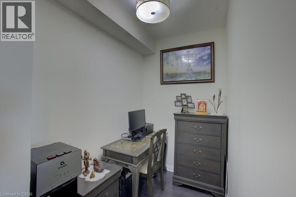 Photo 21 of 75 Eglinton Avenue W Unit 1601, Mississauga ON
