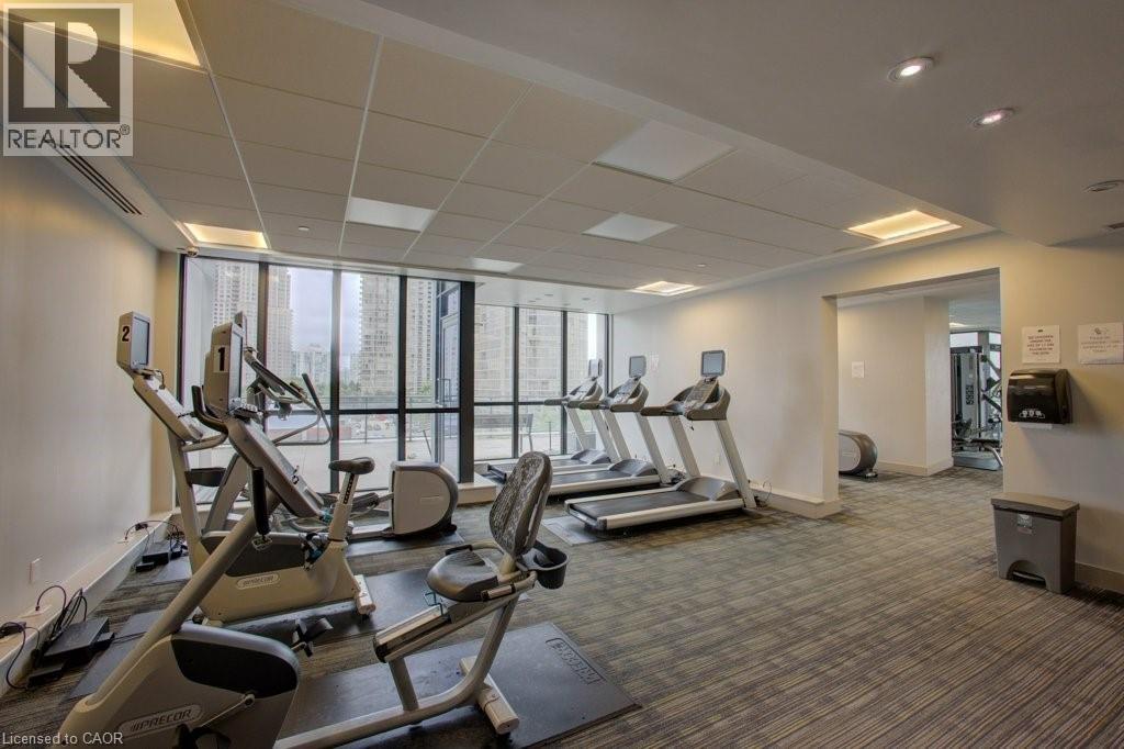 Photo 9 of 75 Eglinton Avenue W Unit 1601, Mississauga ON