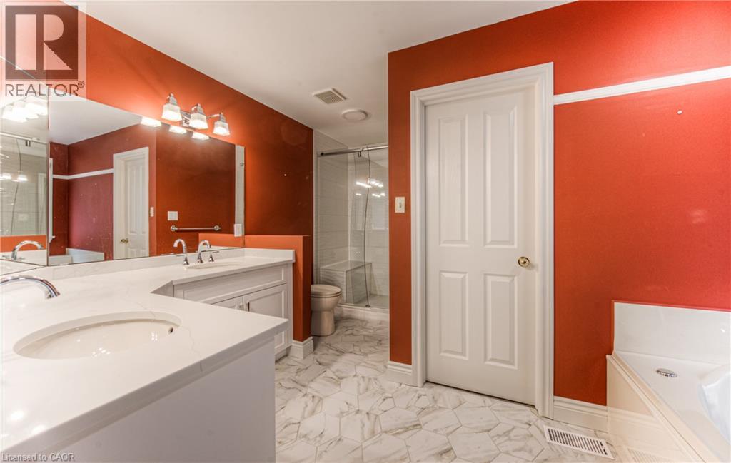 Photo 23 of 2 Morningview Place, Kitchener ON