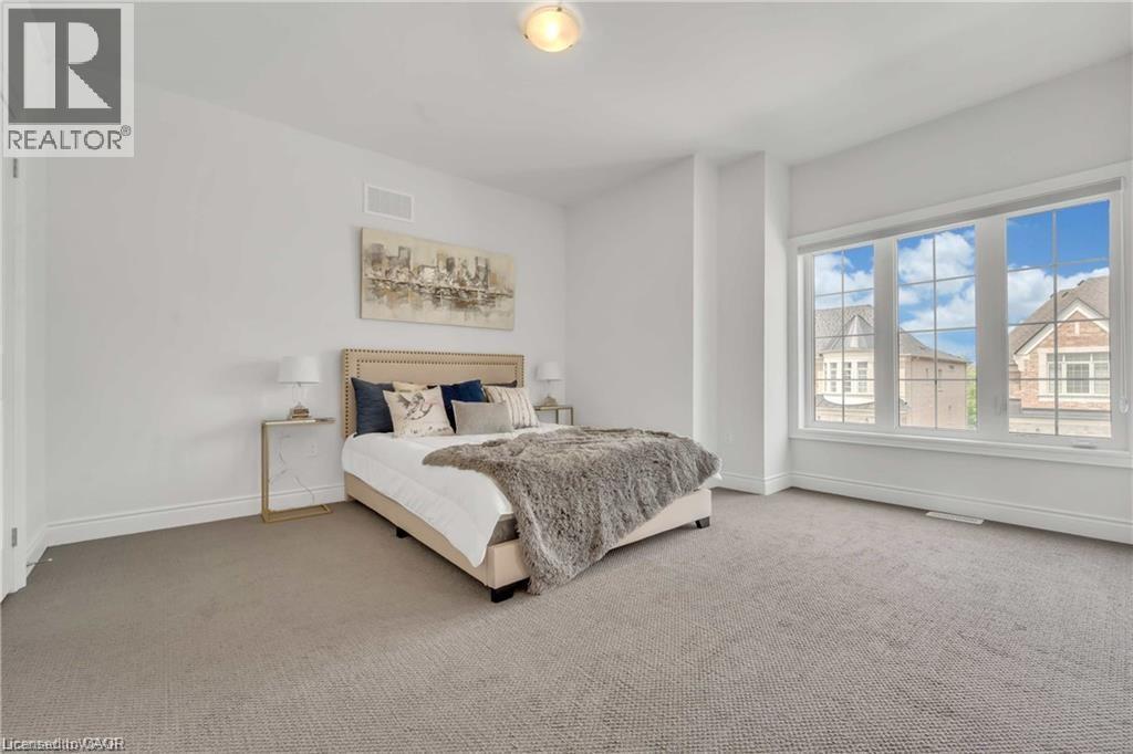 Photo 40 of 273 Forest Creek Drive, Kitchener ON