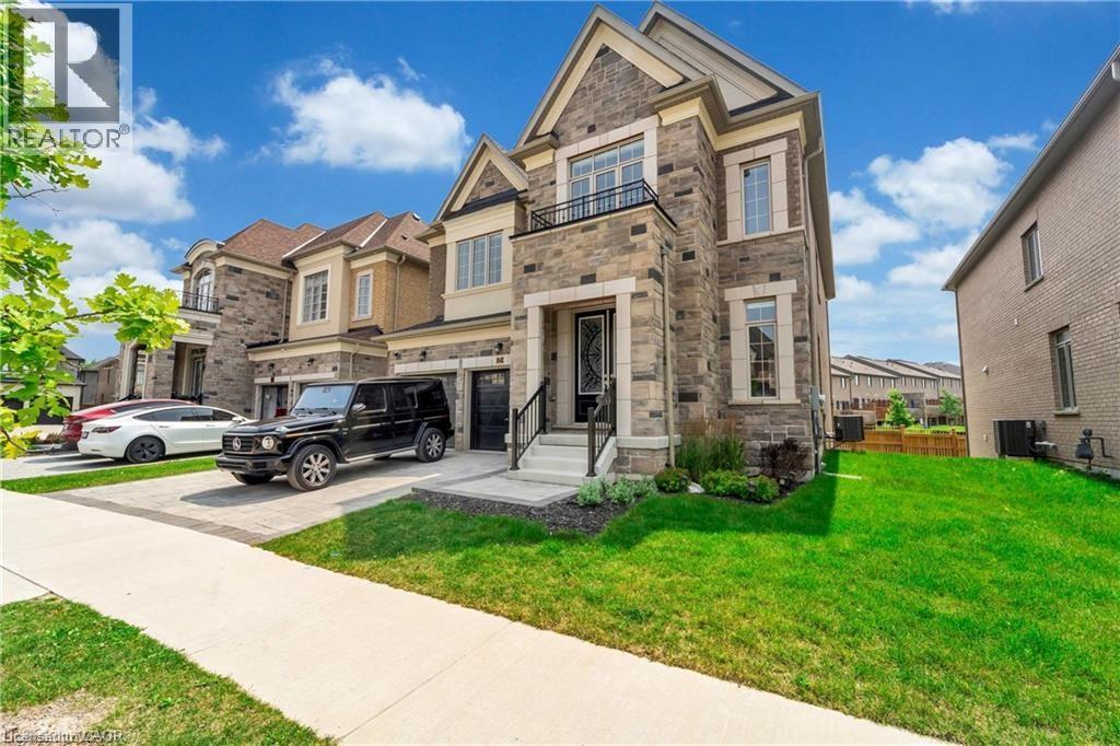 Photo 13 of 273 Forest Creek Drive, Kitchener ON