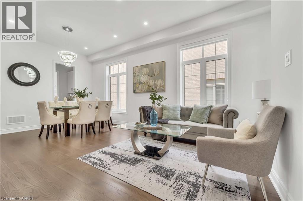 Photo 18 of 273 Forest Creek Drive, Kitchener ON