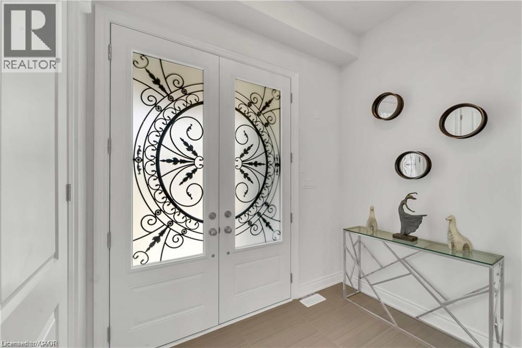 Photo 19 of 273 Forest Creek Drive, Kitchener ON