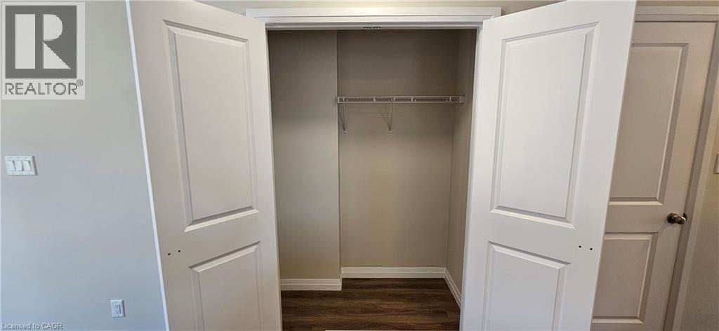 Photo 2 of 410 Northfield Drive W Unit E 18, Waterloo ON