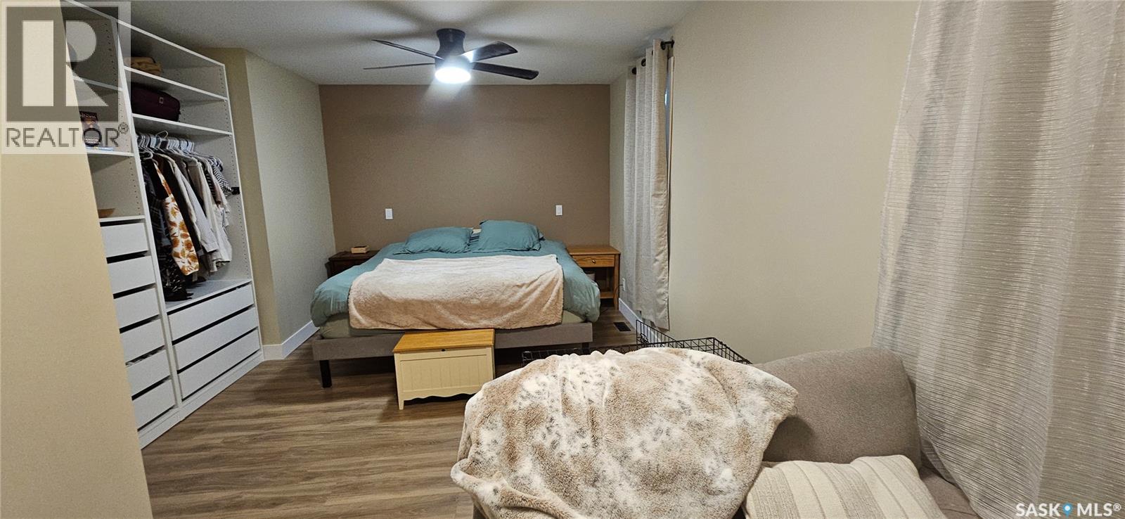 Single Family House Bungalow for Sale in  Sidney STREET E Swift Current 