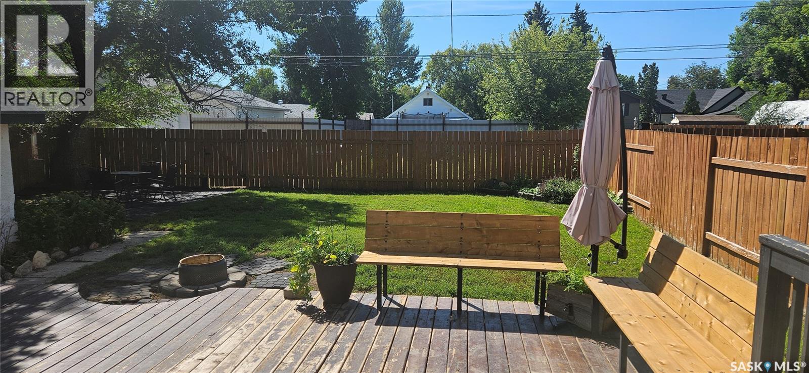 Single Family House Bungalow for Sale in  Sidney STREET E Swift Current 