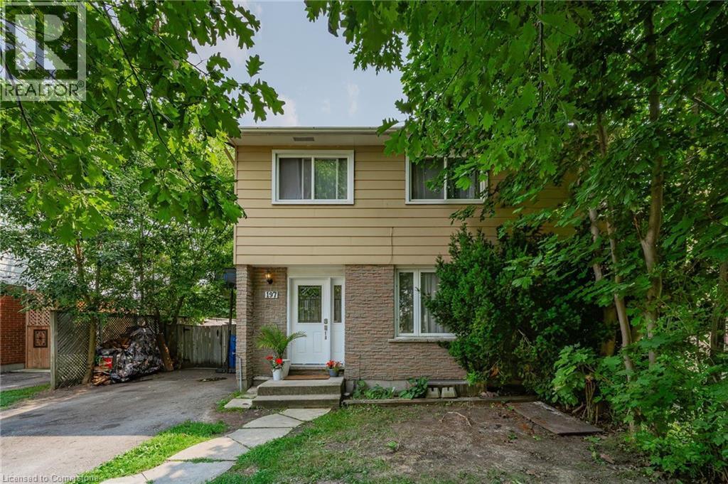 Photo 5 of 197 Maple Avenue, Stratford ON