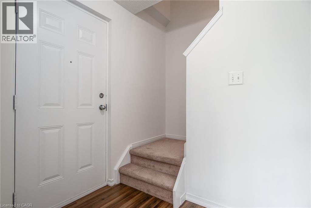 Photo 33 of 950 Highland Drive W Unit 32, Kitchener ON